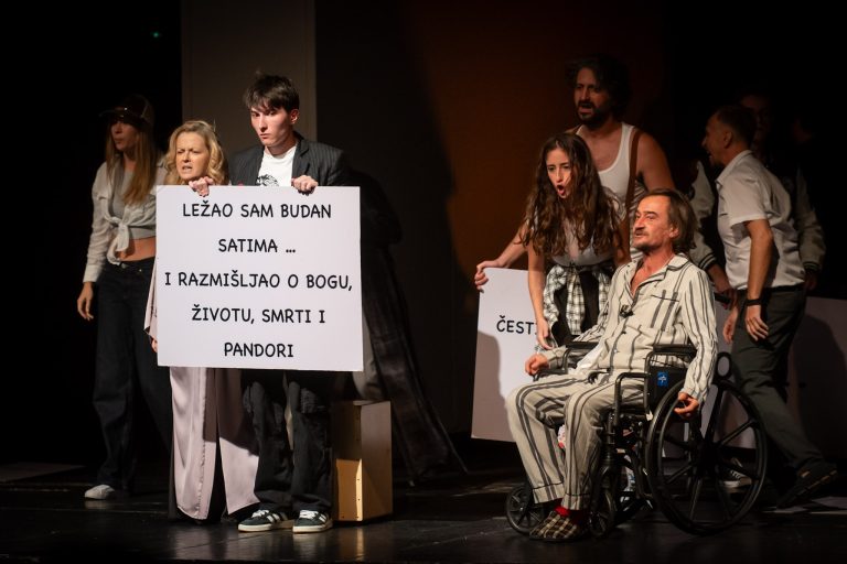 VH-MESS TAJNI DNEVNIK ADRIANA MOLEA 2025 (37)